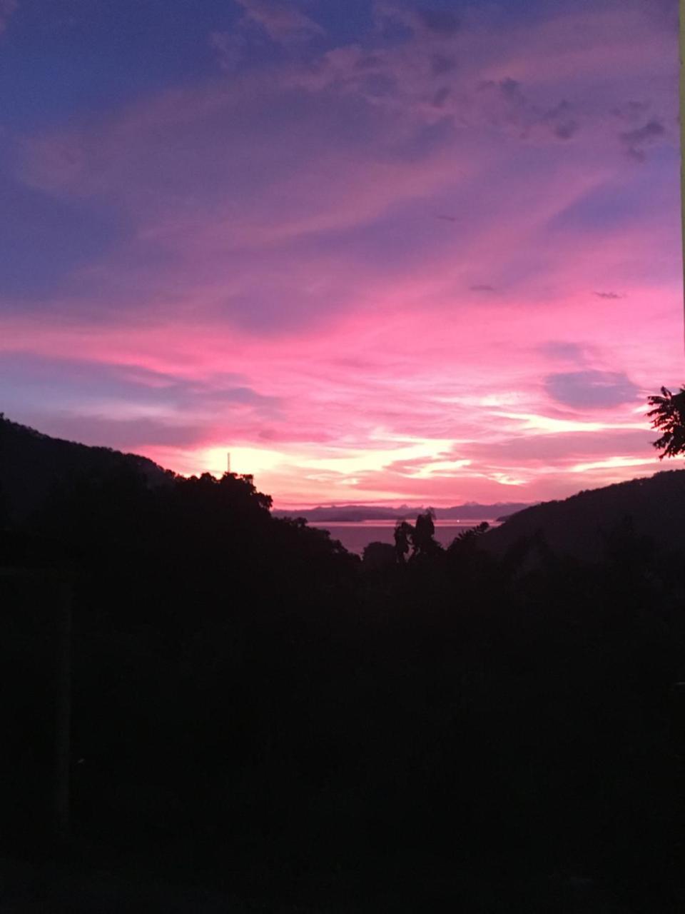 Bajo Sunset Hostel Labuan Bajo Esterno foto